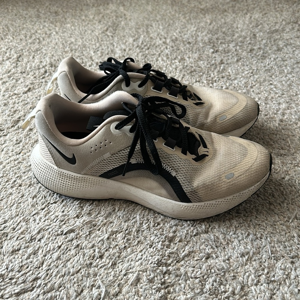 Nike React Shoes - image 2